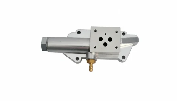 JCB Part Number: 445-07300 ADAPTOR BLOCK ASSY
