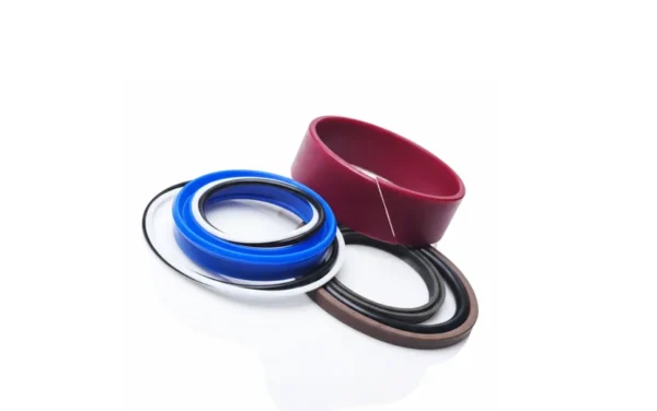 JCB Part Number: 332-Y2186 SEAL KIT LIFT RAM (550-43774)